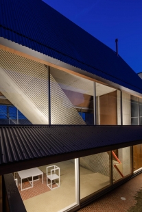 Hotel A&A  - foto: Kenichi Suzuki, Shinkenchiku-Sha