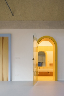 Home for the Elderly with Kindergarten in Horní Jirčany - foto: Alex Shoots Buildings