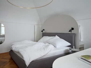 Apartment in a Room - foto: BoysPlayNice