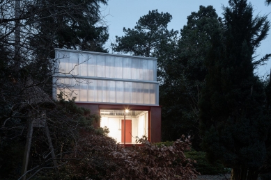 Artist studio in a converted garage - foto: Agnese Sanvito