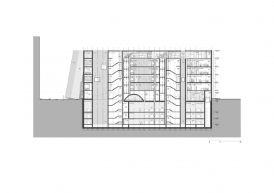 Energia de Portugal Headquarters - <translation>Longitudinal section</translation> - foto: ELEMENTAL