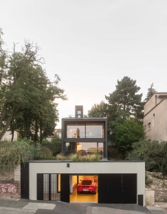 Black House  - foto: Alex Shoots Buildings
