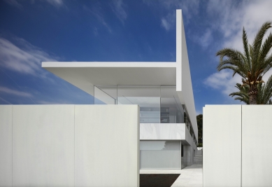Hofmann House - foto: Fernando Guerra