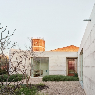 Calera House - foto: © José Hevia