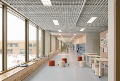 Lošbates Primary School - foto: Alex Shoots Buildings
