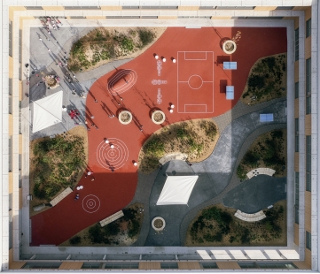 Lošbates Primary School - foto: Alex Shoots Buildings