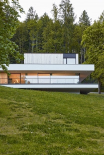 Villa in Western Bohemia - foto: Peter Fabo