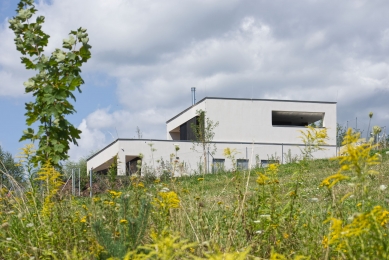 <translated>Zapuštěný dům</translated> - foto: Michal Rouha, momentura s.r.o.