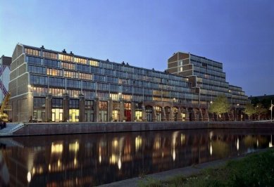 kruh jaro 2022: Liesbeth van der Pol a Viktória Mravčáková - Dok architecten - Aquartis, Amsterdam - foto: Arjen Schmitz