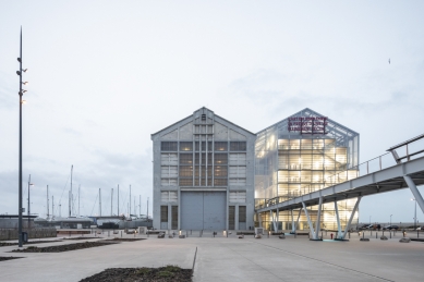 kruh jaro 2022: Philip Ursprung a Anne Lacaton - Lacaton Vassal: FRAC Dunkerque - foto: Laurian Ghinitoiu