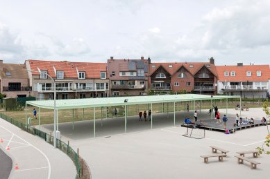 kruh pozdim 2022: Kamiel Klaasse a Adam Gebrian - NL Architects: School de Vonk - foto: Marcel van der Burg