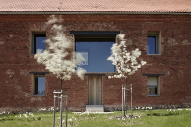 Architektura opravy - výstava v Galerii Františka Drtikola - ORA - Rekonstrukce domu Zadní Arnoštov - foto: BoysPlayNice