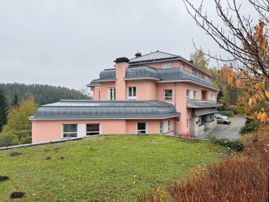 Luděk Lukuvka : Expresionismus v architektuře - liberecká Strossova vila - foto: Petr Šmídek, 2025