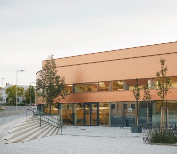 Cena Klubu Za starou Prahu 2025 - pozvánka na vyhlášení 22. ročníku - Multifunctional Sports Hall of Josefa Kaluhy - foto: Atelier 99 s.r.o.