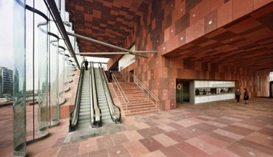 <translation>Museum of Antwerp by Neutelings Riedijk</translation> - foto: Sarah Blee