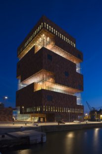 <translation>Museum of Antwerp by Neutelings Riedijk</translation> - foto: Sarah Blee