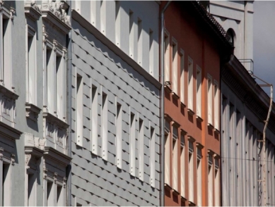 Rekonstrukce fasády v Mnichově od Andrease Hilda