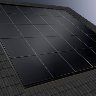 Veletrh Intersolar Europe 2011 přinese nové přístupy k využívání solární energie - Schüco MSE 100 in-roof - Montážní systém do střešní konstrukce
