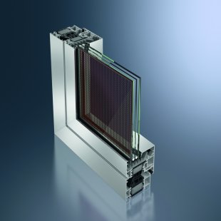 Veletrh Intersolar Europe 2011 přinese nové přístupy k využívání solární energie - Schüco - Hliníkový profil AWS 75.SI s ProSol TF