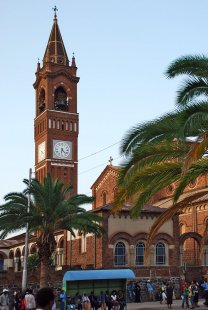 Asmara náboženská - Katedrála sv. Mary, 1923 - foto: Adam Lacina