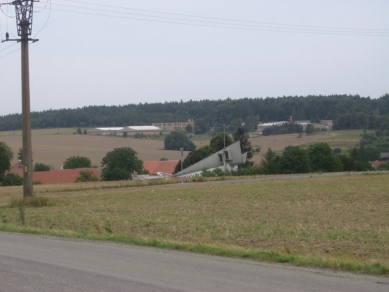 Kostel v Senetářově - ojedinělá architektura vzniklá za totality - foto: www.senetarov.cz