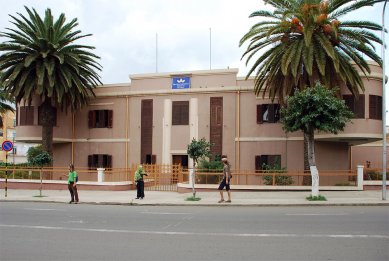 Asmara industriální - Kanceláře British and American Tobacco group - 1938 - foto: Adam Lacina