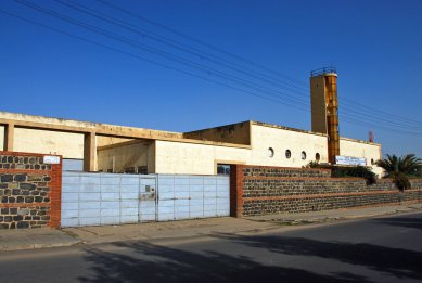 Asmara industriální - Továrna na silikon - Carlo Marchi a Carlo Montalbetti, 1938 - foto: Adam Lacina