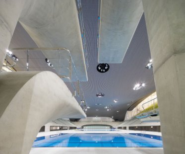 Completion of the swimming center in London by Zaha Hadid - foto: Hufton + Crow, London