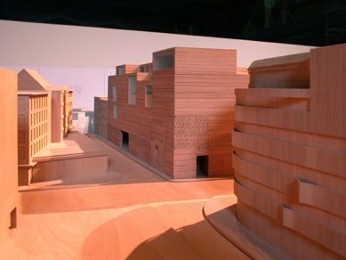 Kolumba od Petera Zumthora - Model Kolumba museum na 8. bienále architektury v Benátkách - foto: Petr Šmídek, 2002