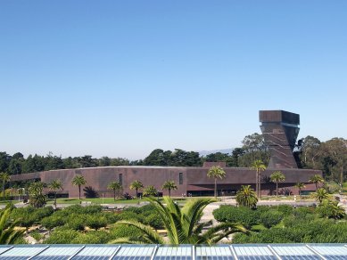 Rozhovor s Petrem Kratochvílem - De Young Memorial Museum - De Young Memorial Museum v San Franciscu od Herzog & de Meuron (2005) - foto: Petr Kratochvíl/Fulbright-Masaryk grant, 2011