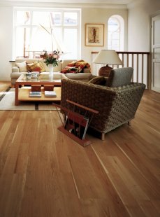 Are you acquiring a wooden floor and looking for the right decor? Try the universal yet generous 2-strip pattern... - Kährs Lodge Collection - Cherry Beam Decor