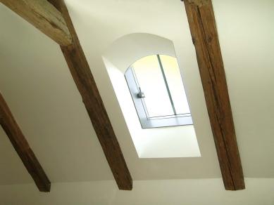 Střešní okna, prosklení a výstupy na BAUTEC v Berlíně - Solara KLASIK Rondo