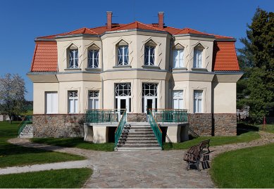 Slavné vily Čech, Moravy a Slezska v Muzeu Východní Čech - Bauerova vil, Josef Gočár, 1912-1914, Libodřice u Kolína