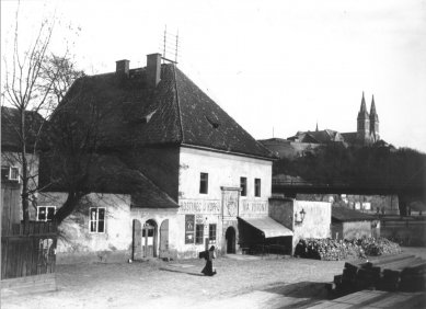 Znovuotevření Podskalské celnice na Výtoni