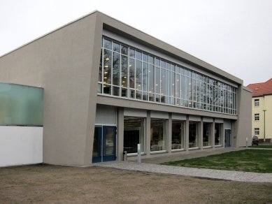 Library reconstruction at Desava by Reiner Becker - foto: Reiner Becker Architekten