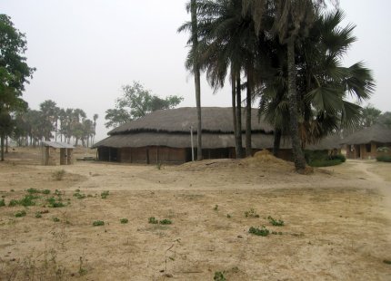 House of the impluvium, multi-storey house and architectural forms in&nbspCasamance - Object 5: ECO CAMP, house with impluvium - foto: Pavel Nasadil, 2012