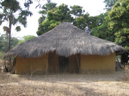 House of the impluvium, multi-storey house and architectural forms in&nbspCasamance - Object 12: Residential Buildings - foto: Pavel Nasadil, 2012