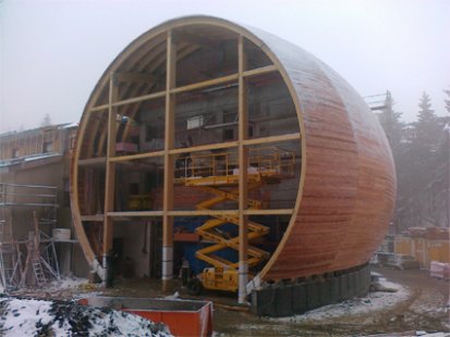 Giant Barrel Javorník - use of glued laminated timber