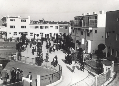 Ve Vídni začala výstava o sídlišti Werkbundsiedlung - „Werkbundsiedlung“ v den otevření, 4. červen 1932 - foto: Albert Hilscher