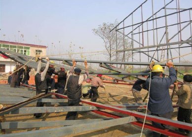 Profil architekta Hsieh Ying-Chun z Atelier-3 - Conduct of Agricultural Cooperative building in He-Nan, Lan-Kao, China, 2006 - foto: Atelier-3