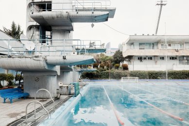 Pozvánka na výstavu Sovětská moderna: 1955–1991 - Central Aquatic Sports Center (now Laguna vere), 1978, Tbilisi, Georgia - foto: Simona Rota