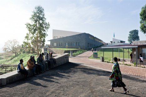 Představujeme vítězné projekty Zumtobel Group Award 2012 - MASS Design Group (USA): Butaro Hospital ve Rwandě