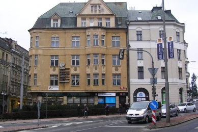 Liberečtí památkáři chtějí zachránit holubici míru na fasádě domu - foto: www.liberec.cz