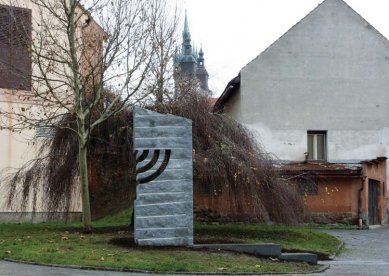 V Klatovech byl odhalen památník holocaustu