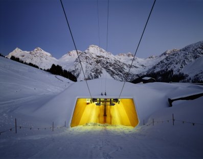 Swiss architecture in the Jaroslav Fragner Gallery - Carmenna Chairlift Stations - foto: R.Feiner