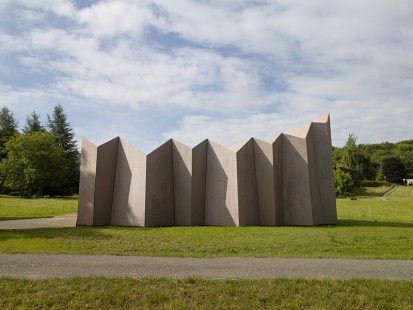 Swiss architecture in the Jaroslav Fragner Gallery - Chapel St-Loup - foto: M.Keller