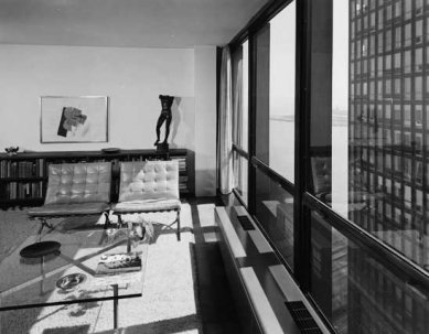 Tadao Ando : Agónie utkvělé myšlenky - potíž s vytrvalostí - Ludwig Mies van der Rohe : 860 a 880 Lake Shore Drive Apartments, Chicago, 1948-51 