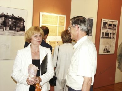 Výstava na brněnském Špilberku vzdává hold Ernstu Wiesnerovi - Autorka výstavy - foto: © Muzeum města Brna, 2005