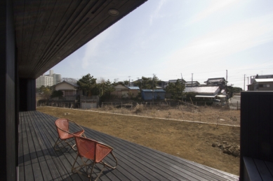 Plážový domek u Tokia od Bakoko Architects - foto: Bakoko