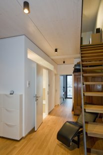 Chytrá kombinace dřeva, betonu a fermacellu na sedmipatrových bytových domech v Berlíně